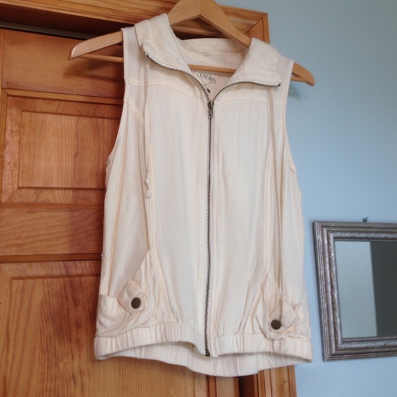 Zip Up Vest