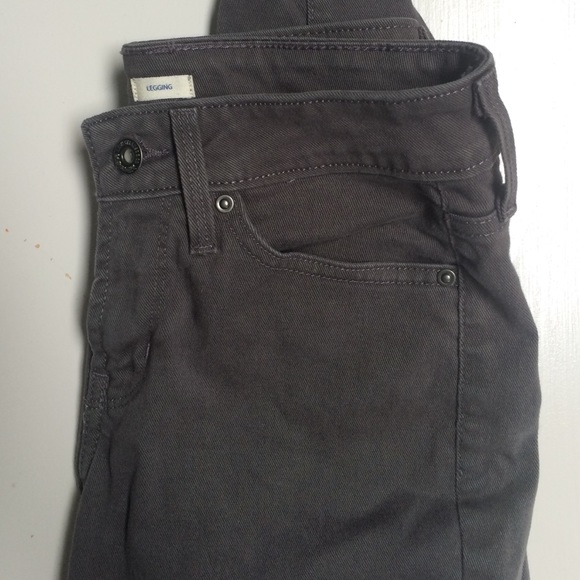 Levi's grey denim skinny jeans