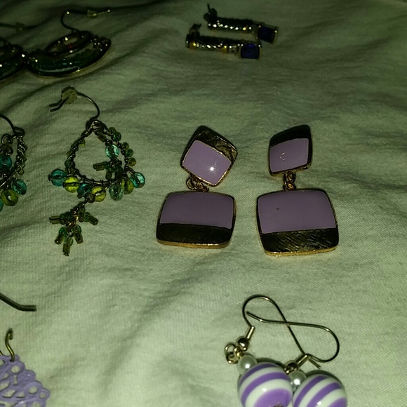 Earring bundle #4 - Picture 3 of 4