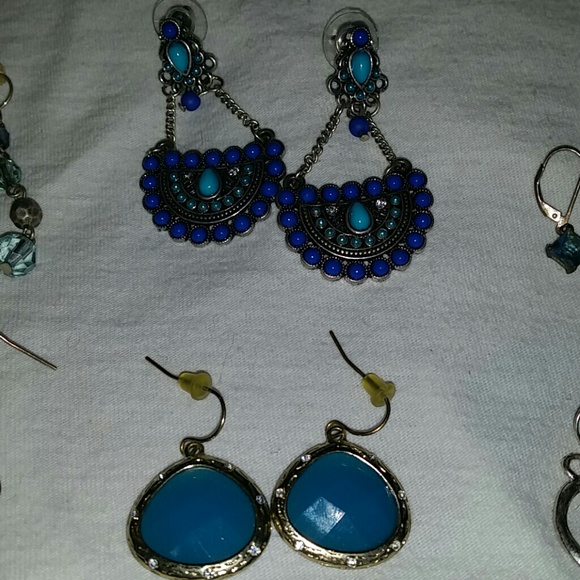 Earring bundle#5 - Picture 3 of 4
