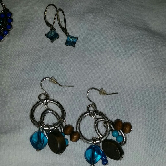 Earring bundle#5 - Picture 4 of 4