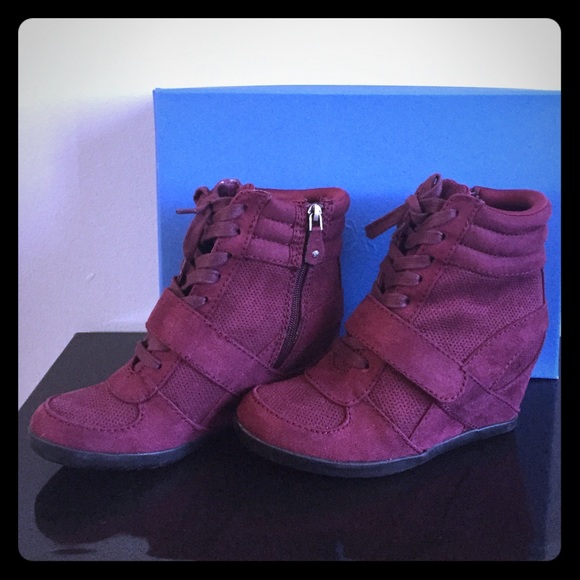 💟 Wedge Sneakers 💟