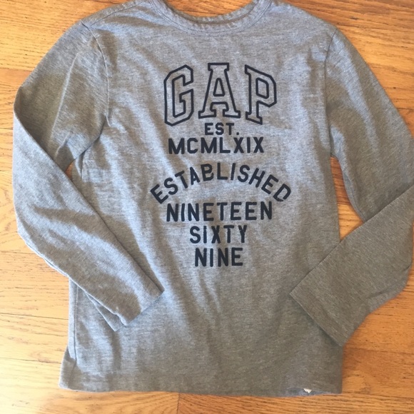 Gap boys long sleeve new w/o tags shirt