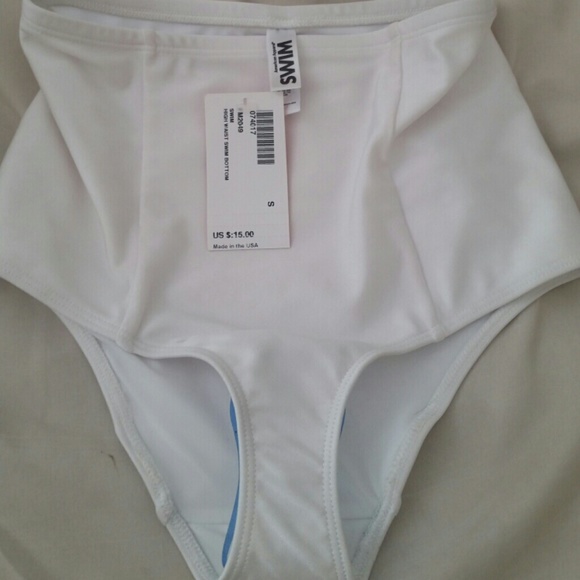BRAND NEW AMERICAN APPAREL WHITE SWIM