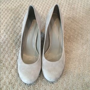 BCBG grey suede pumps