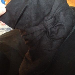 Black Bow Low Boots
