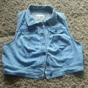 🆕 Denim Vest
