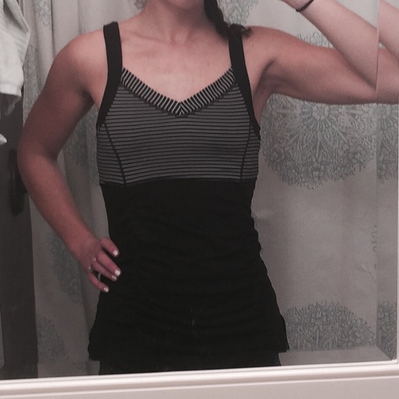 Kyodan ruched black and turquoise workout tank