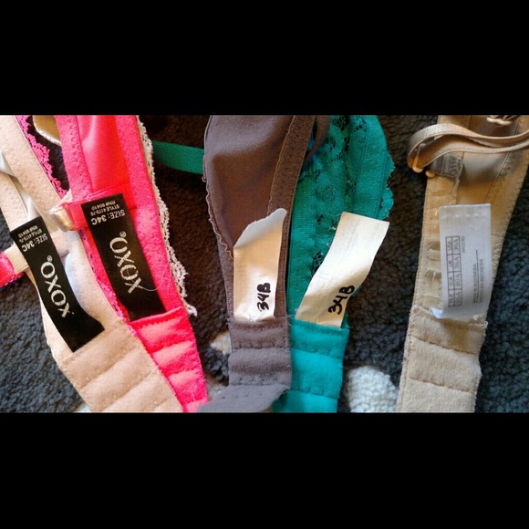 5 bras - Picture 3 of 3