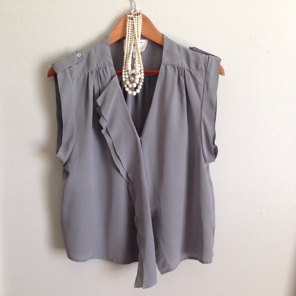 HOST PICK!!!!! Hy & dot Stunning 100% Silk shirt
