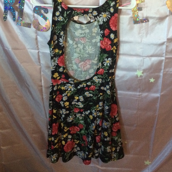 Short Brandy dress! - Picture 2 of 3