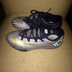 Nike KD VI 6 Kevin Durant sneakers