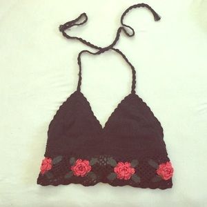 Urban Outfitters black crochet Croptop 🌹