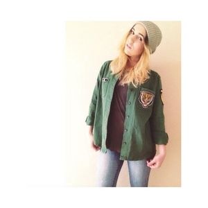 Army shirt with patches