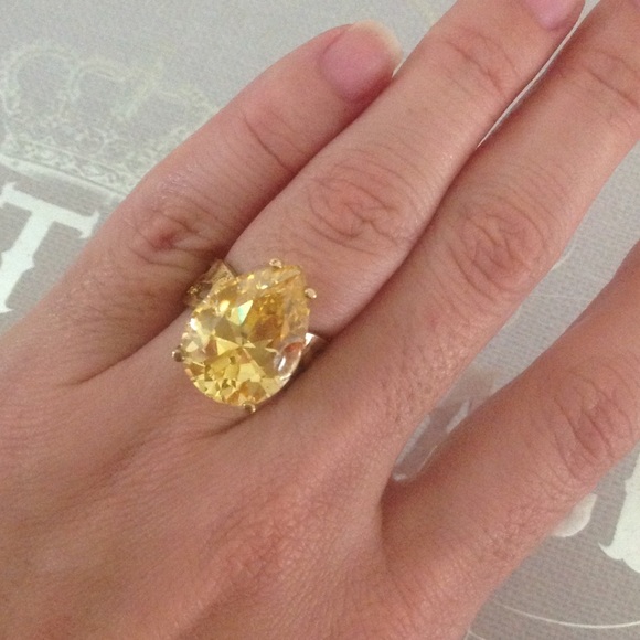 Cocktail or engagement ring champagne citrine 5ct