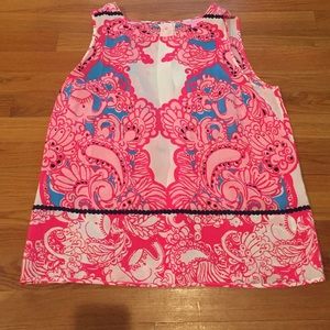 EUC Lilly Pulitzer Iona Shell Engineered