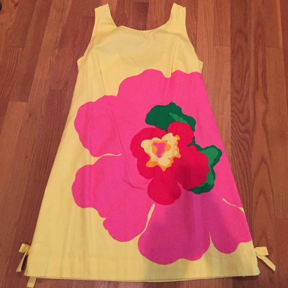 EUC Lilly Pulitzer Delia size 12