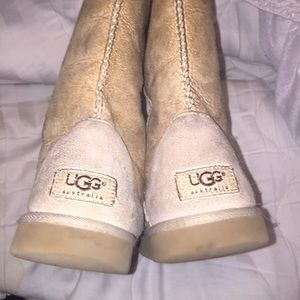 UGG Australia Boots Size 7