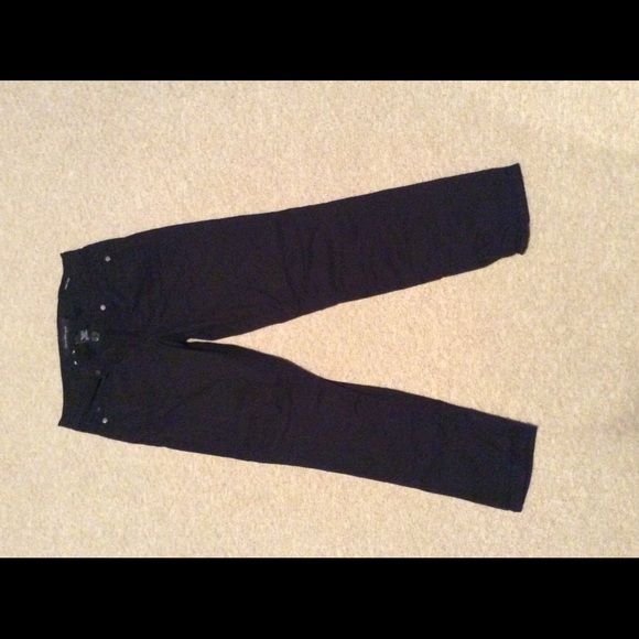 Black Calvin Kline cropped skinnies