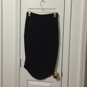 Black tulip skirt w/high low effect,zips in side
