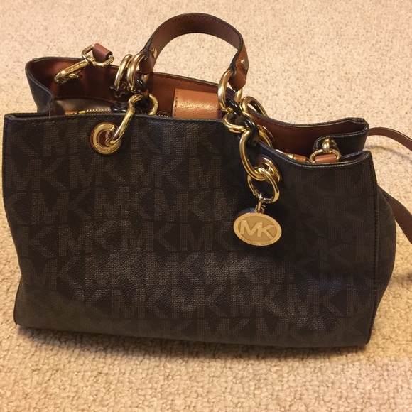 FLASH SALE✨ Michael Kors