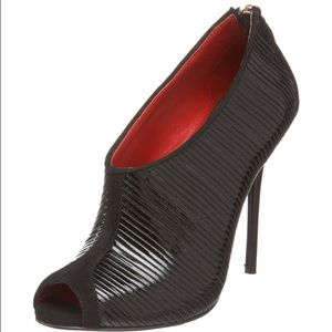 Amanda ankle booties