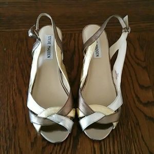 Steve Madden Metallic silver and gold kitten heels