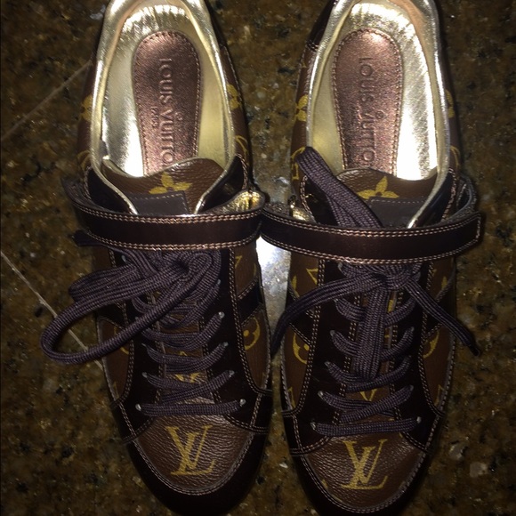Louis Vuitton Sneakers