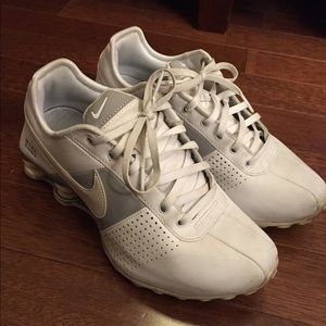 Pre loved White and silver Nike shocks