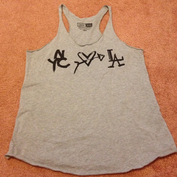 Y&R Tank! - Picture 2 of 3