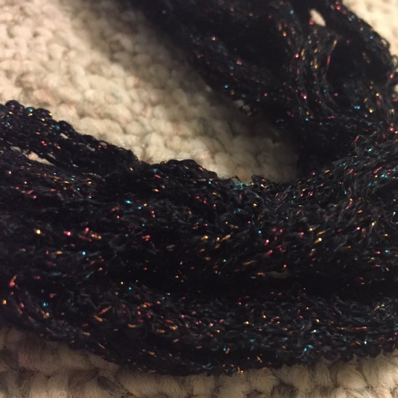 Scarf - Picture 3 of 3