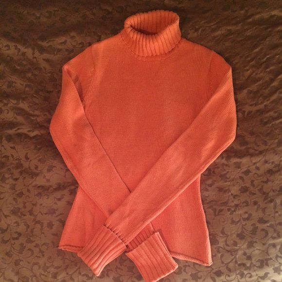 Good & Beder 100% Cotton Turtleneck. Size S