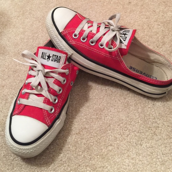 Red Retro MuleOx Converse