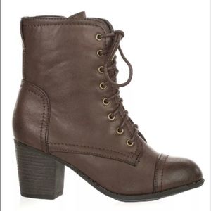 Bamboo Baxter combat boot brown size 7