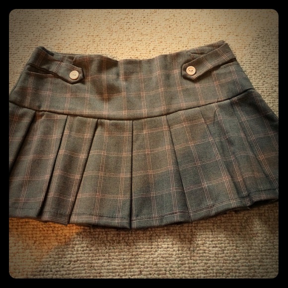 SOLD *** Cute pleated skirt