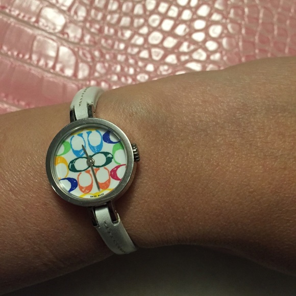 COACH WATCH💜💙💛💚