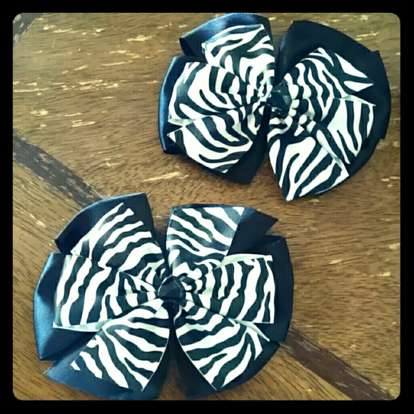 Hair bow