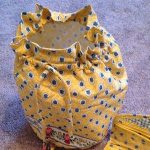 NWOT Vera Bradley Retired Elizabeth Ditty Bag