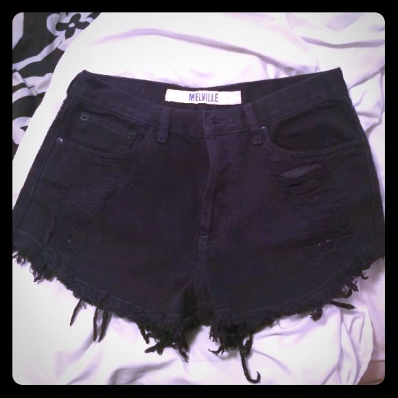 Brandy Melville high waisted shorts