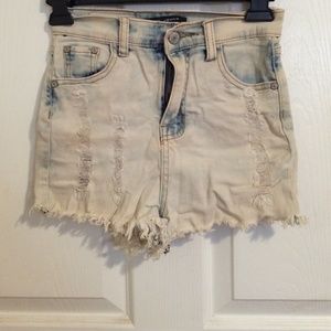 High waisted shorts. Size 3 but fits 0.