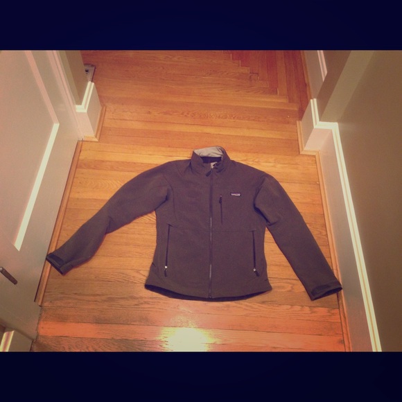 Patagonia Other - Men's size small Patagonia guide jacket