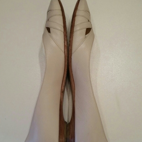 Jimmy Choo Chalk White Laser Cut Ballerina Flats - Picture 2 of 3