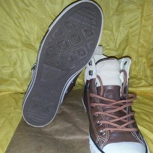 CONVERSE CT HIKER 2 HI BROWN SNEAKERS
