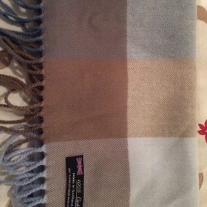 100% cashmere scarf