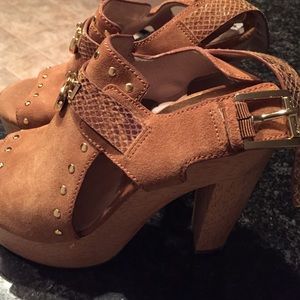 Brand new Hamilton studded clog with wooded heels