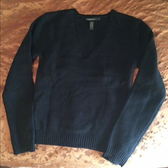 Club Monaco Wool V-Neck Sweater   Size S