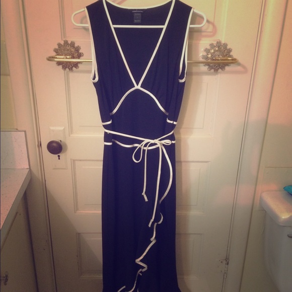 👠👠👠Vintage dress purchased at vintage store.