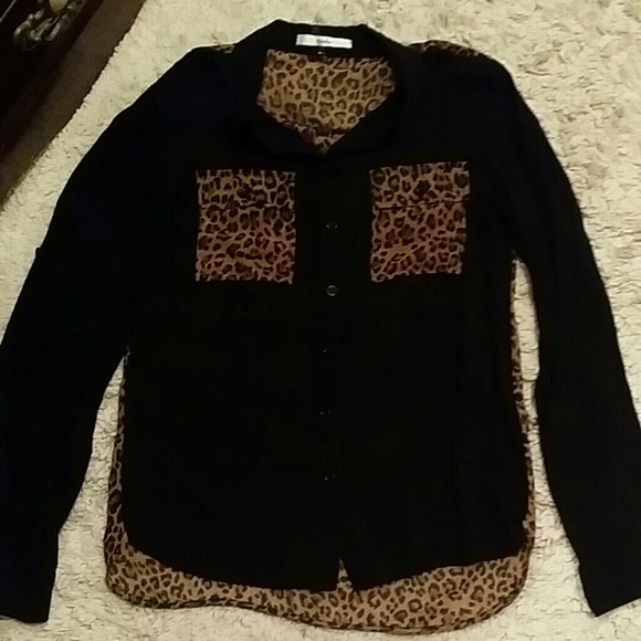 Leopard print button blouse - Picture 1 of 2