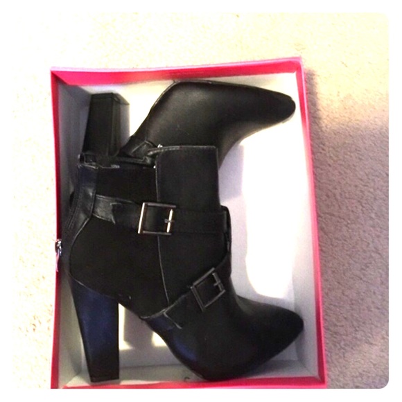 JustFab booties
