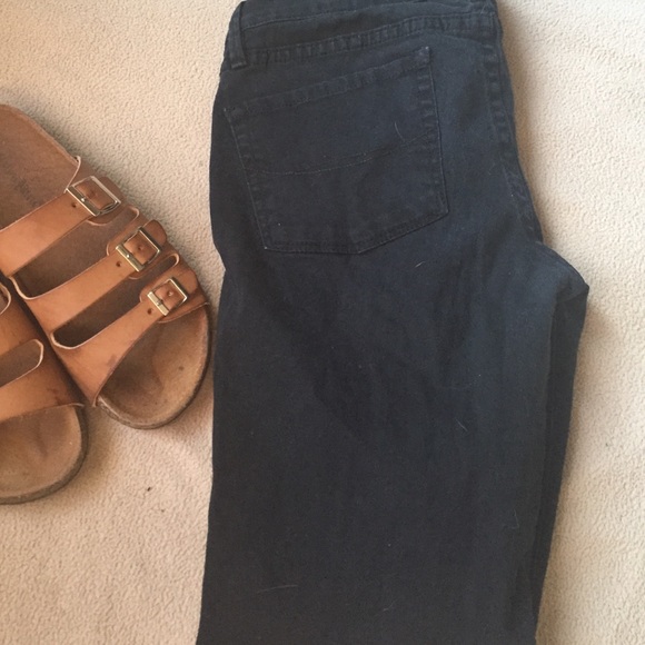 Black skinny jeans ⬛️◾️▪️◼️◾️▪️ - Picture 1 of 3